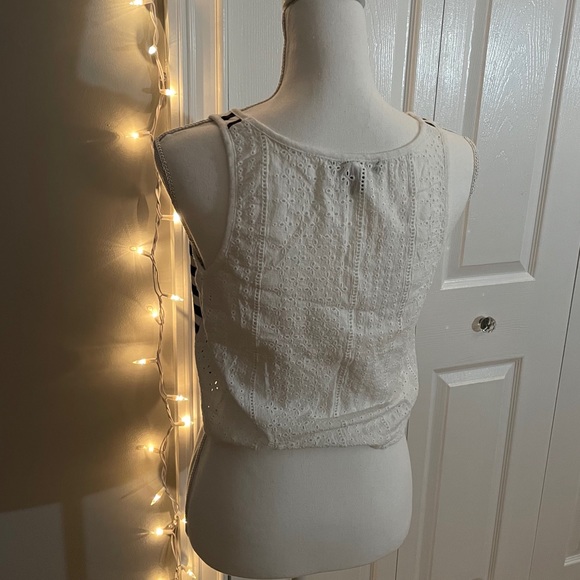 Striped Blue/White Knotted Front Cropped Tank - Picture 3 of 5